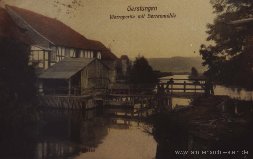 Eine Postkarte zeigt den Blick auf die Herrnmühle und die Werra in Gerstungen um 1900.