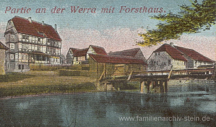 Eine Postkarte zeigt das Forsthaus in Gerstungen mit der Herrnmühle daneben um 1890.